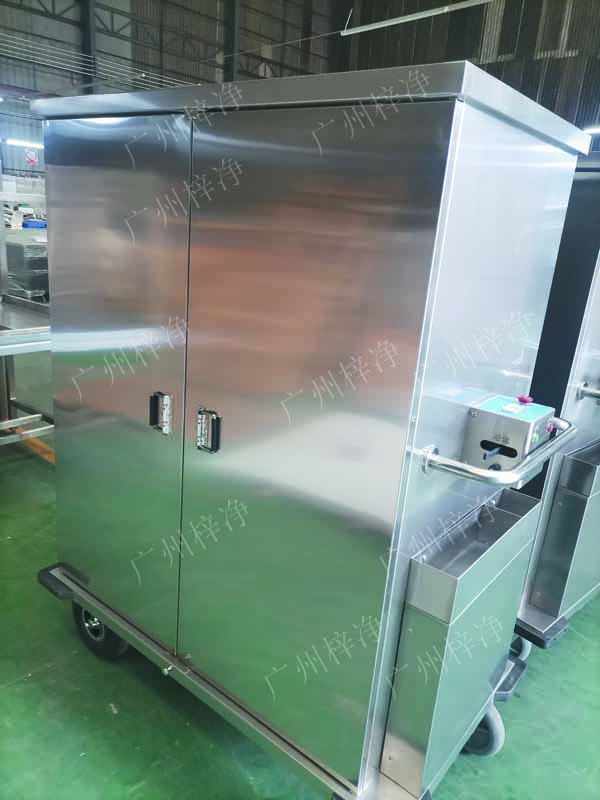 密閉式滅菌器械物品電動轉(zhuǎn)運車采用304拉絲不銹鋼板面板厚度：≥1.2mm,表面作拉絲亞光處理。